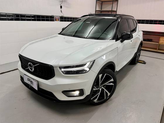 VOLVO XC40 2.0 T5 GASOLINA R-DESIGN AWD GEARTRONIC VOLVO XC40 2.0 T5 GASOLINA R-DESIGN AWD GEARTRONIC